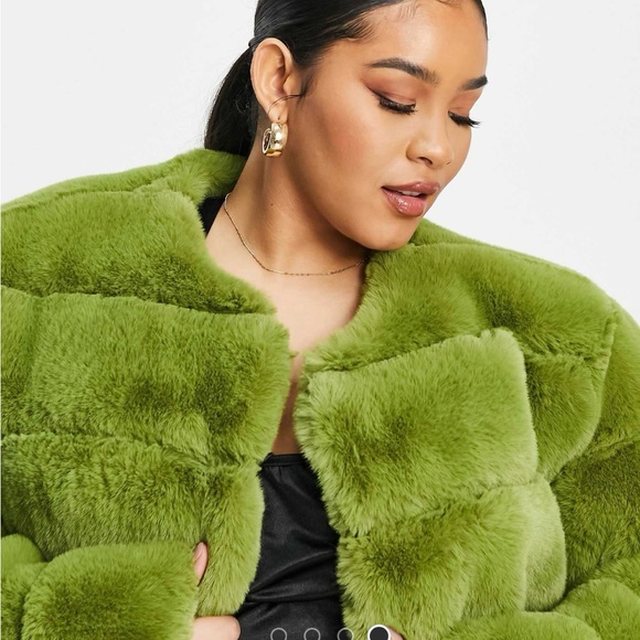 ASOS LUXE Curve cropped faux fur jacket - Picture 3 of 4